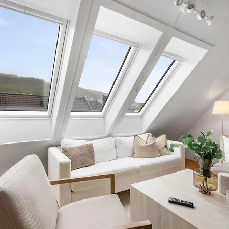 Renovated With Mountain Views Apartamento *