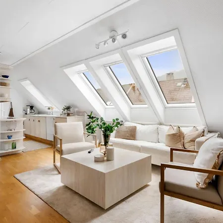 Renovated With Mountain Views Apartamento Bergen