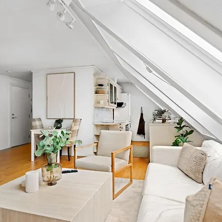 Renovated With Mountain Views Apartamento *